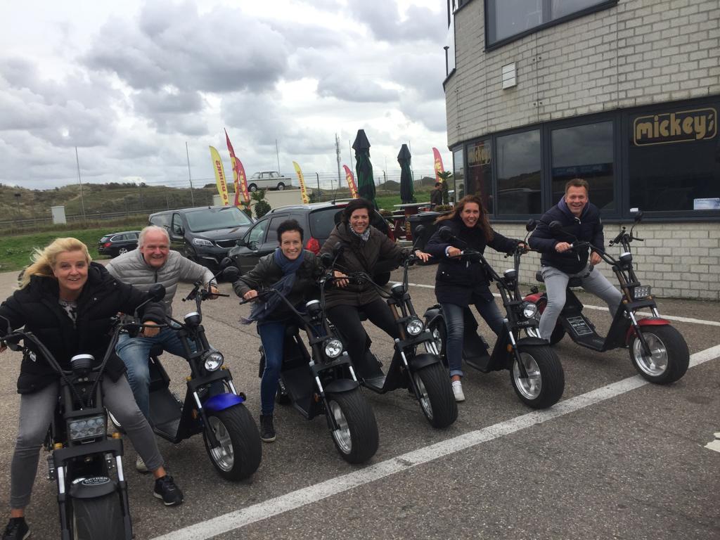 Op de Solex in Zandvoort